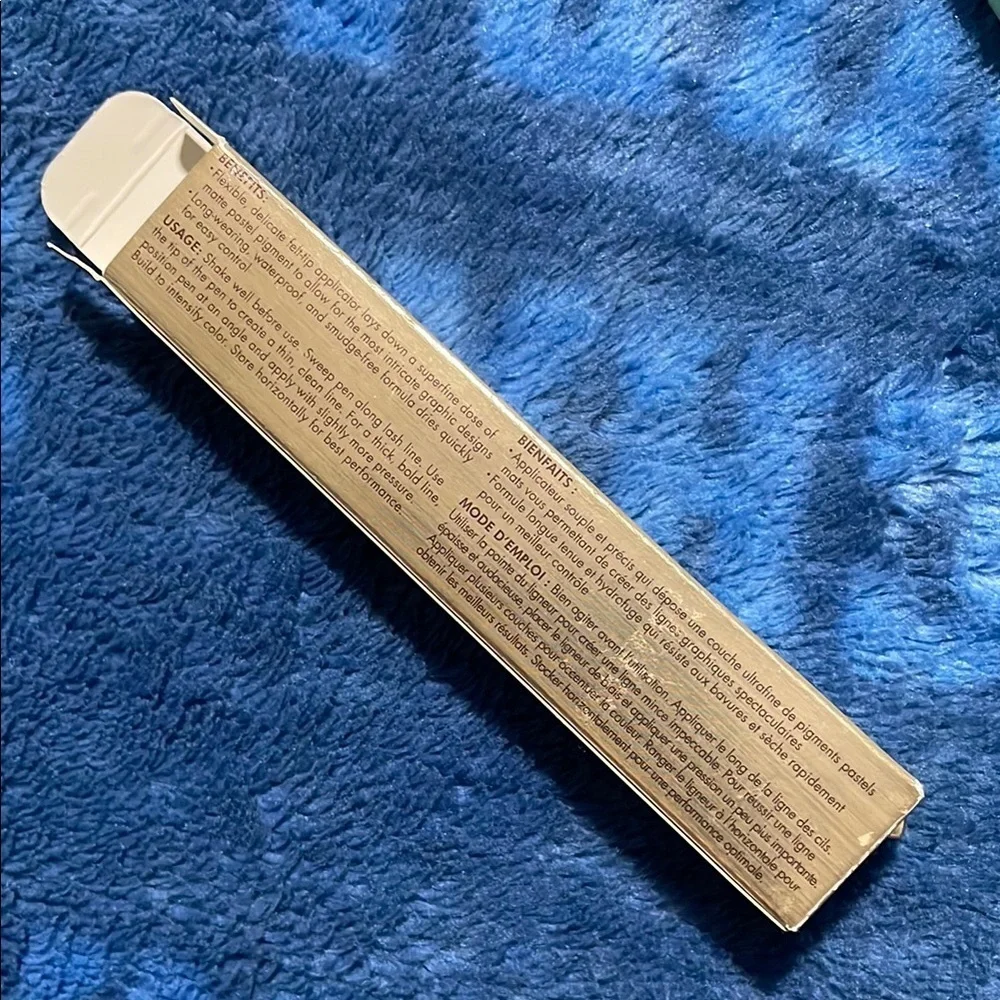 Stila Pastel Green Liquid Eyeliner